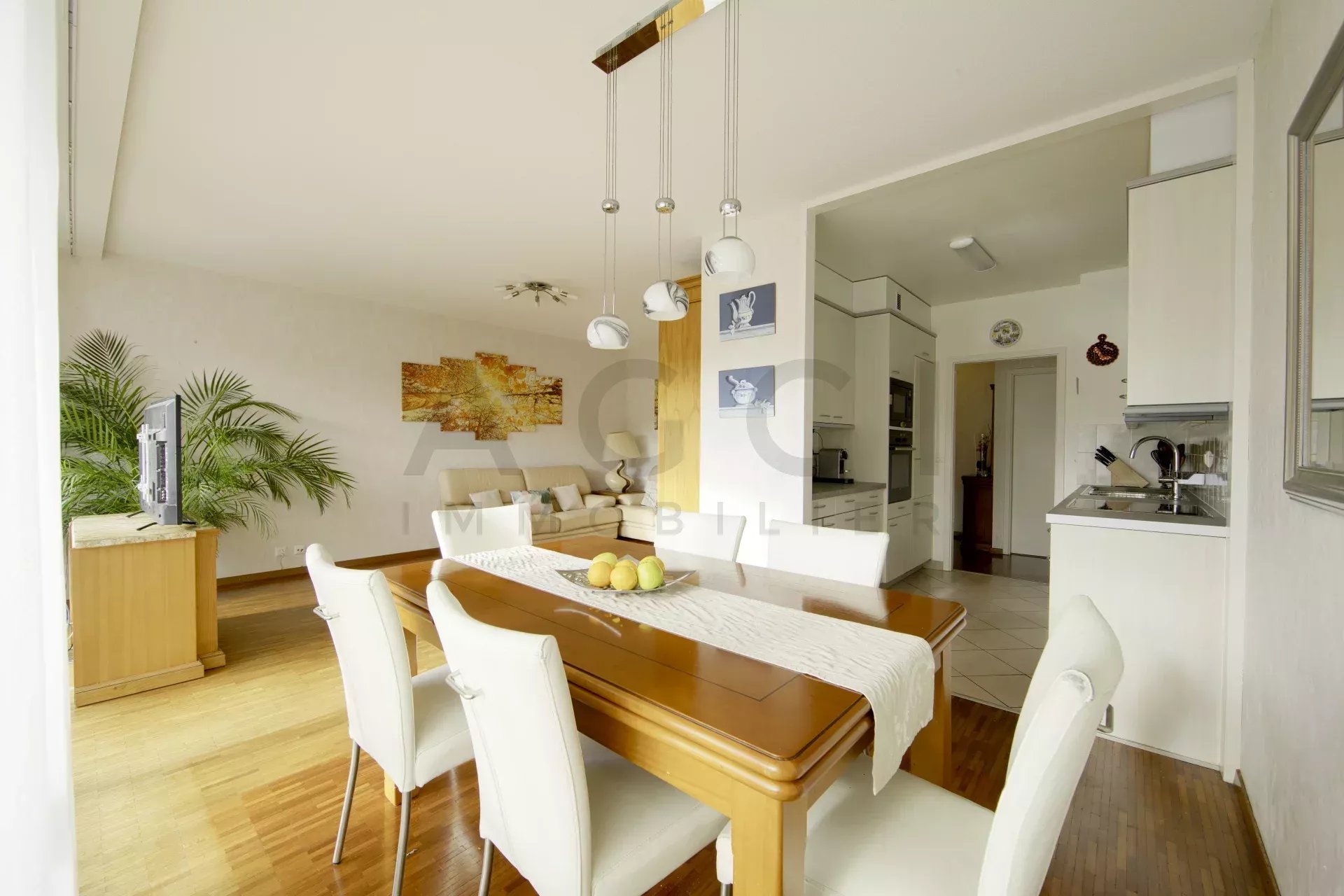 8059d3af7e04b7e2afe09dc7fed1af15_1024